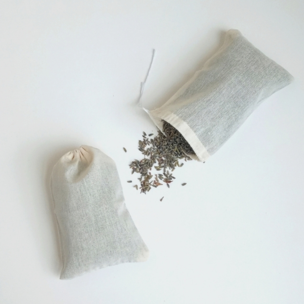 Lavender Sachets Set of 2 (Organic French Lavender Flower) Sachets Set of 2 - Picture 6 of 9